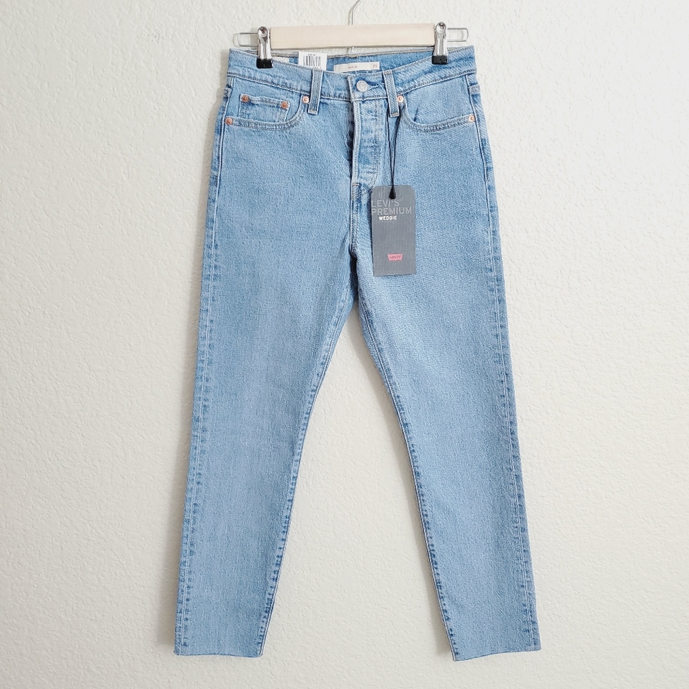Levi's WEDGIE Premium High Rise Straight Jeans